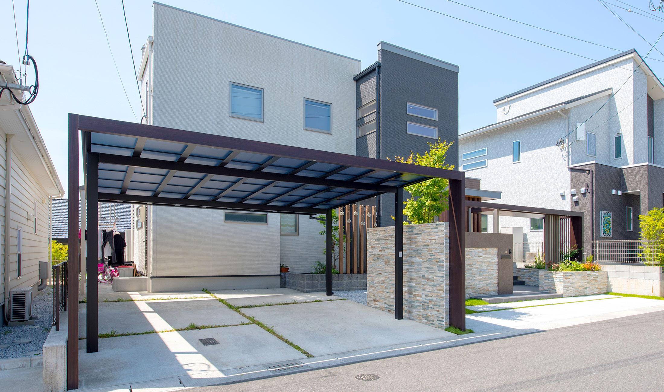 建物と調和するファサード|エクステリアリフォーム施工事例