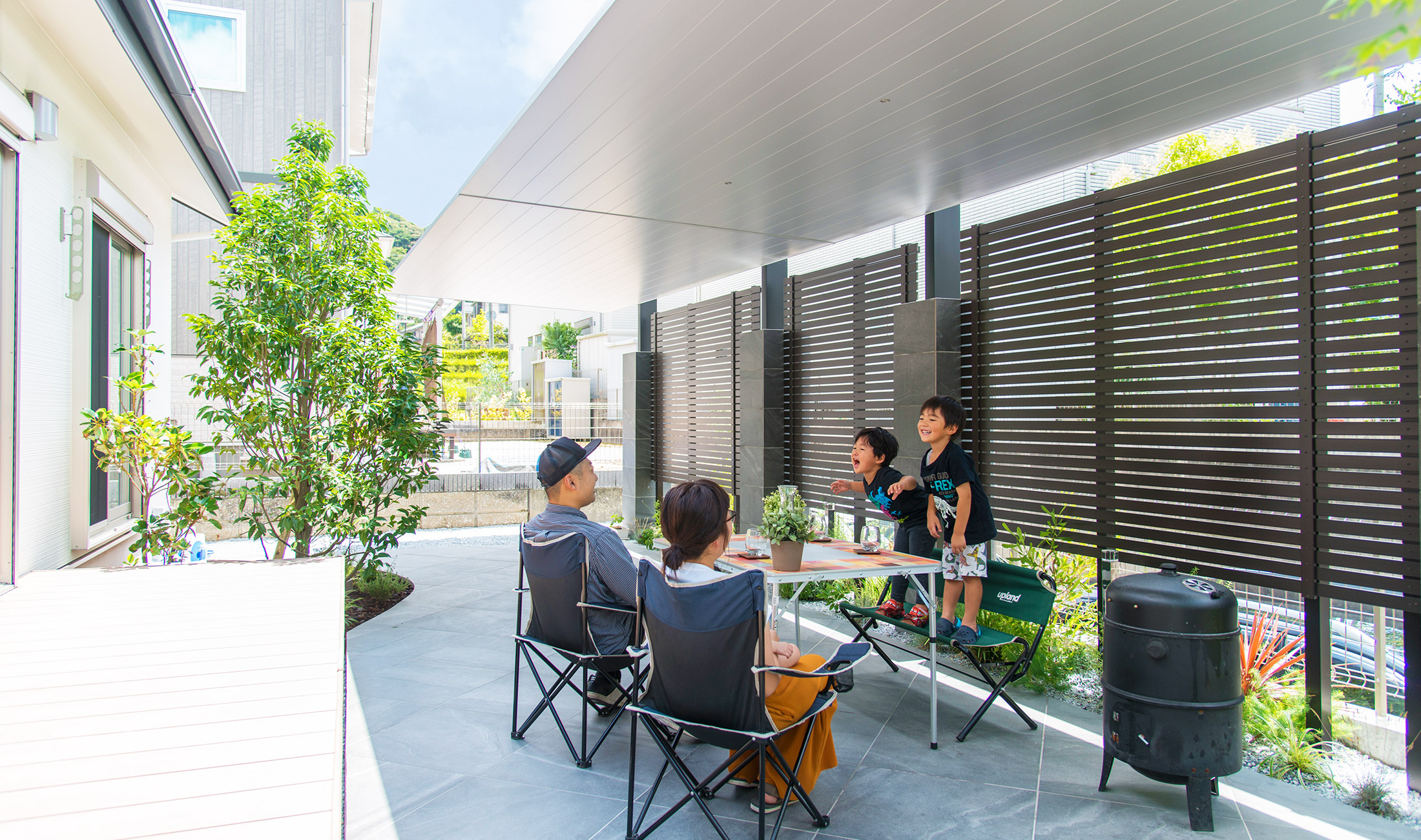 横浜_福岡の庭リフォーム_屋根のある庭1