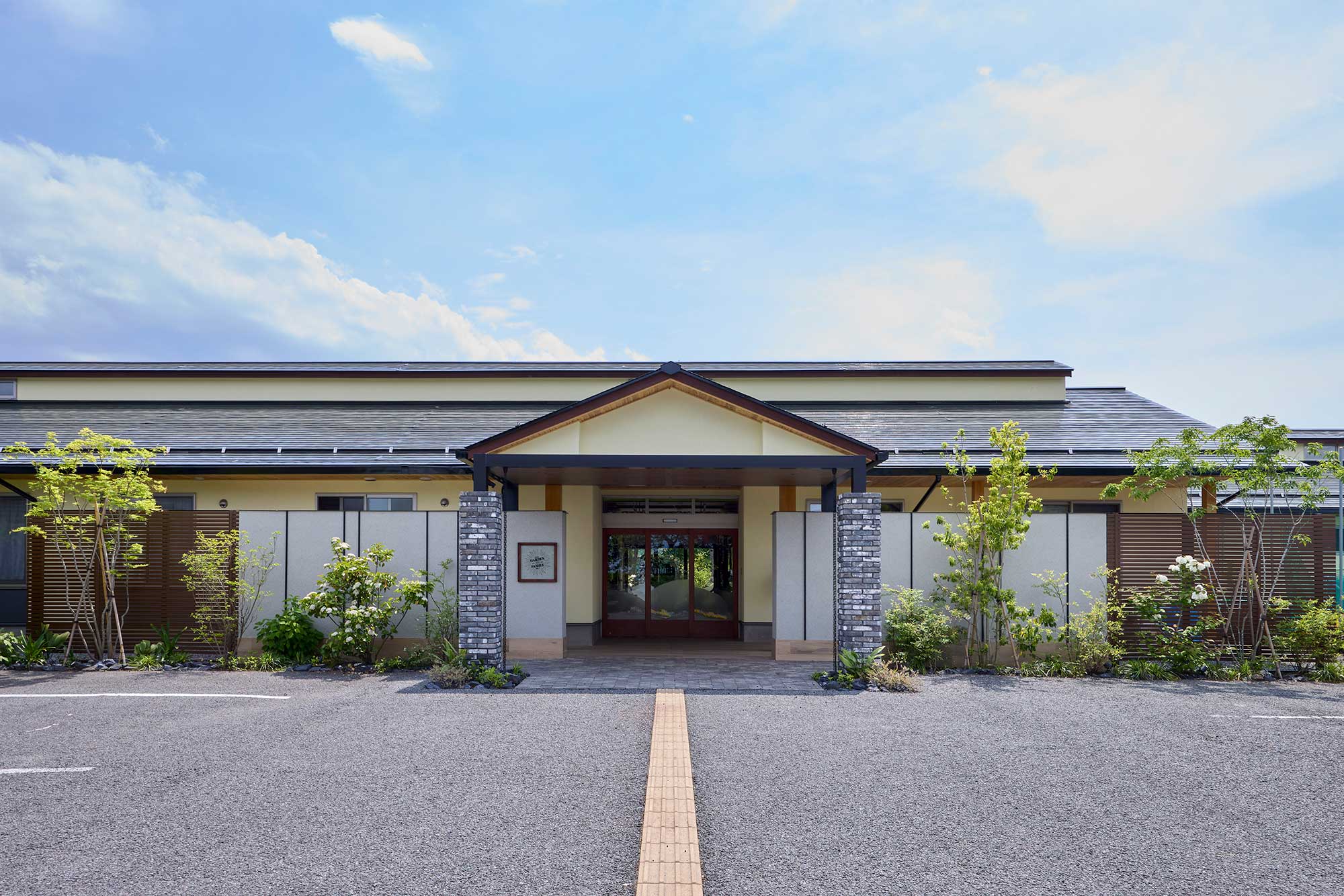介護施設のエントランスリフォーム