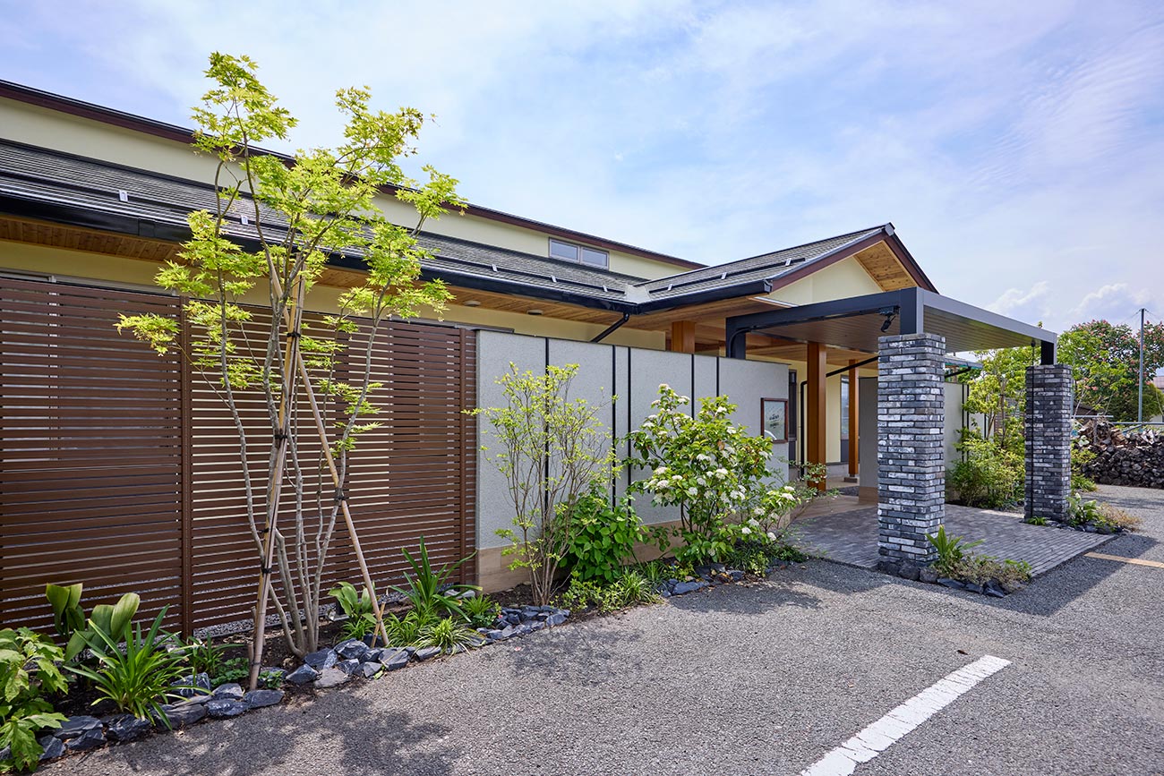 介護施設のエントランスリフォーム
