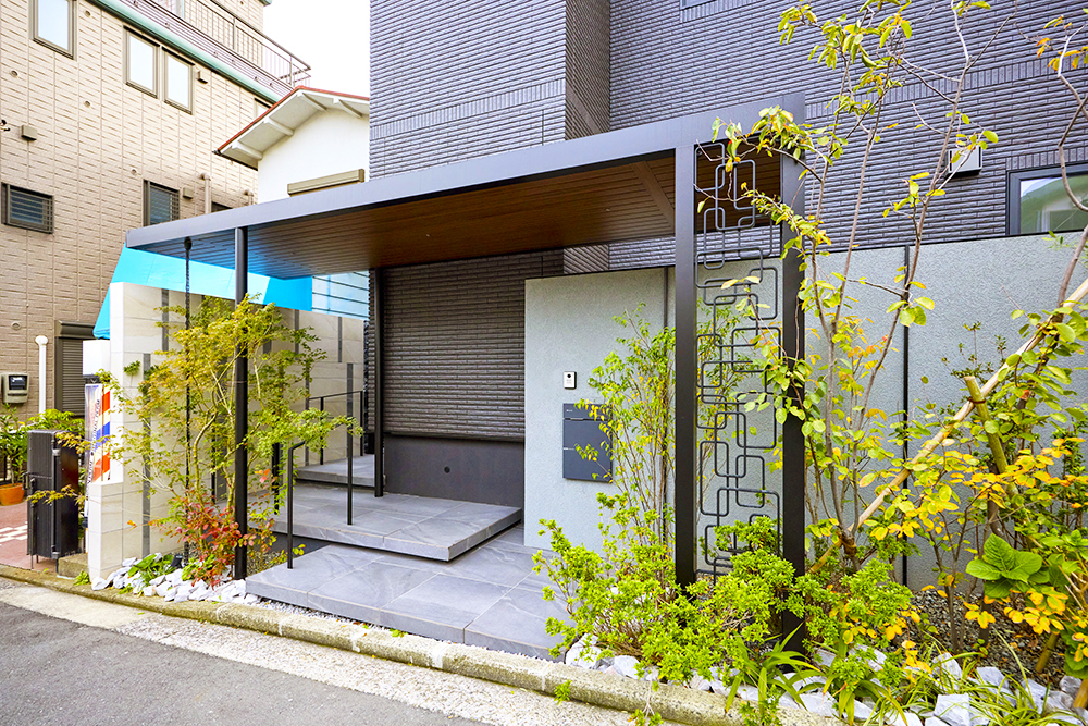 訪れる人に安心×心地よさを届ける、迎えの空間。